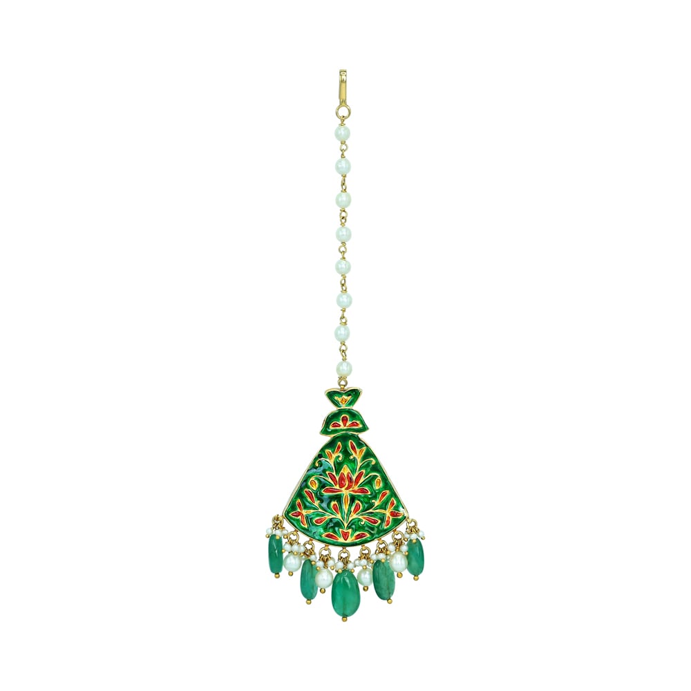 Triangular Polki Mangtikka with Emerald and Pearls